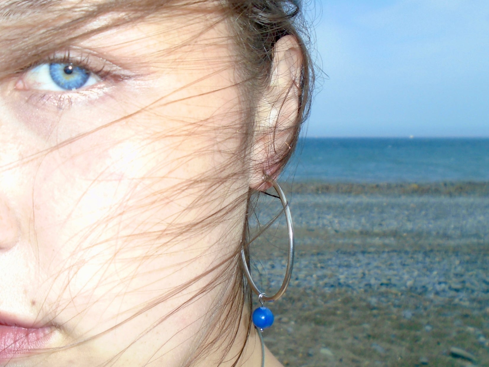 Pistil Hoops